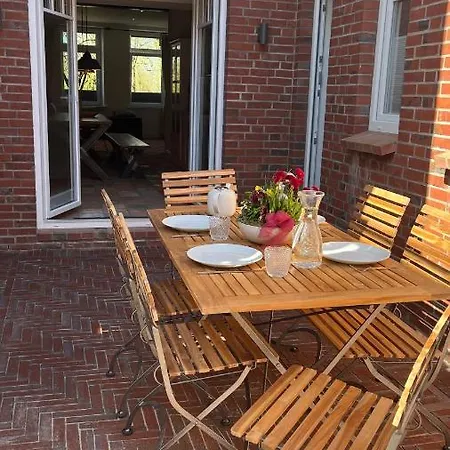 Grosses Grachtenhaus - Simmerdeis An Der Gracht Friedrichstadt Buitenkant foto