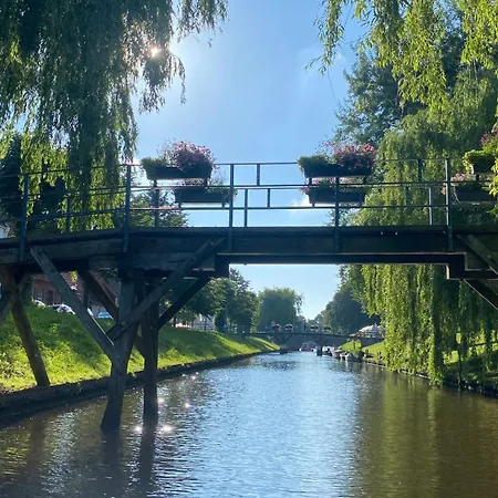 Grosses Grachtenhaus - Simmerdeis An Der Gracht Friedrichstadt Buitenkant foto